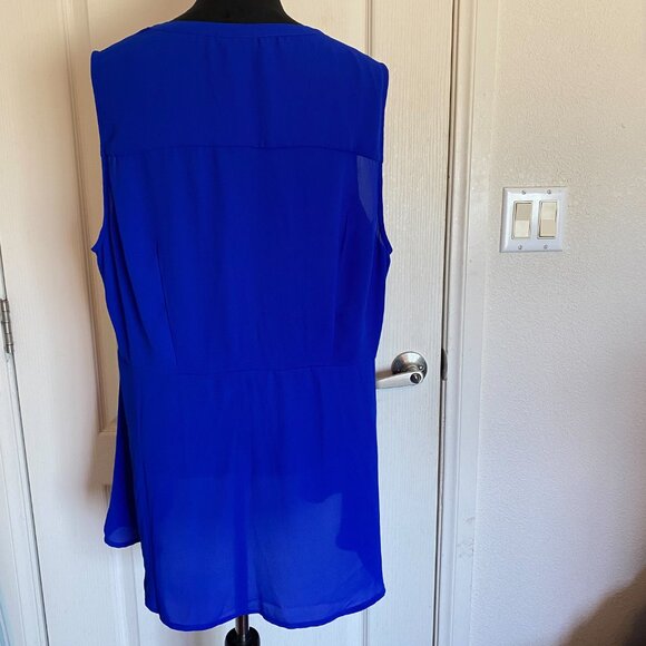 Torrid Blue Sleeveless Button-Down Blouse with Ties - Picture 3 of 12